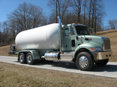 Propane Bobtail Truck Builder | Keehn Service Corporation